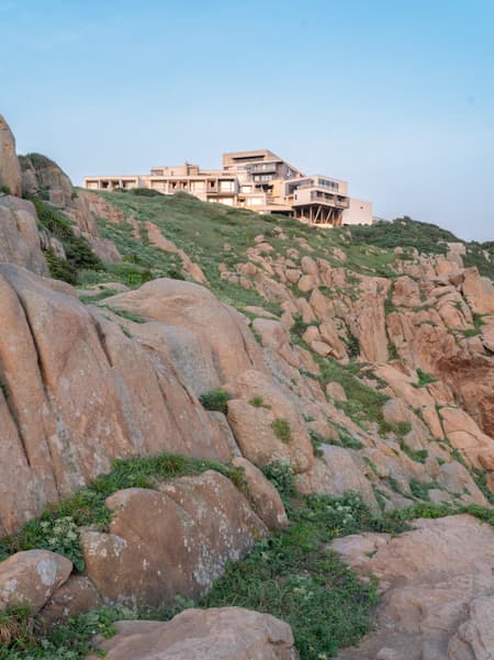 Lost Villa. Huanglong Island Lighthouse Hotel